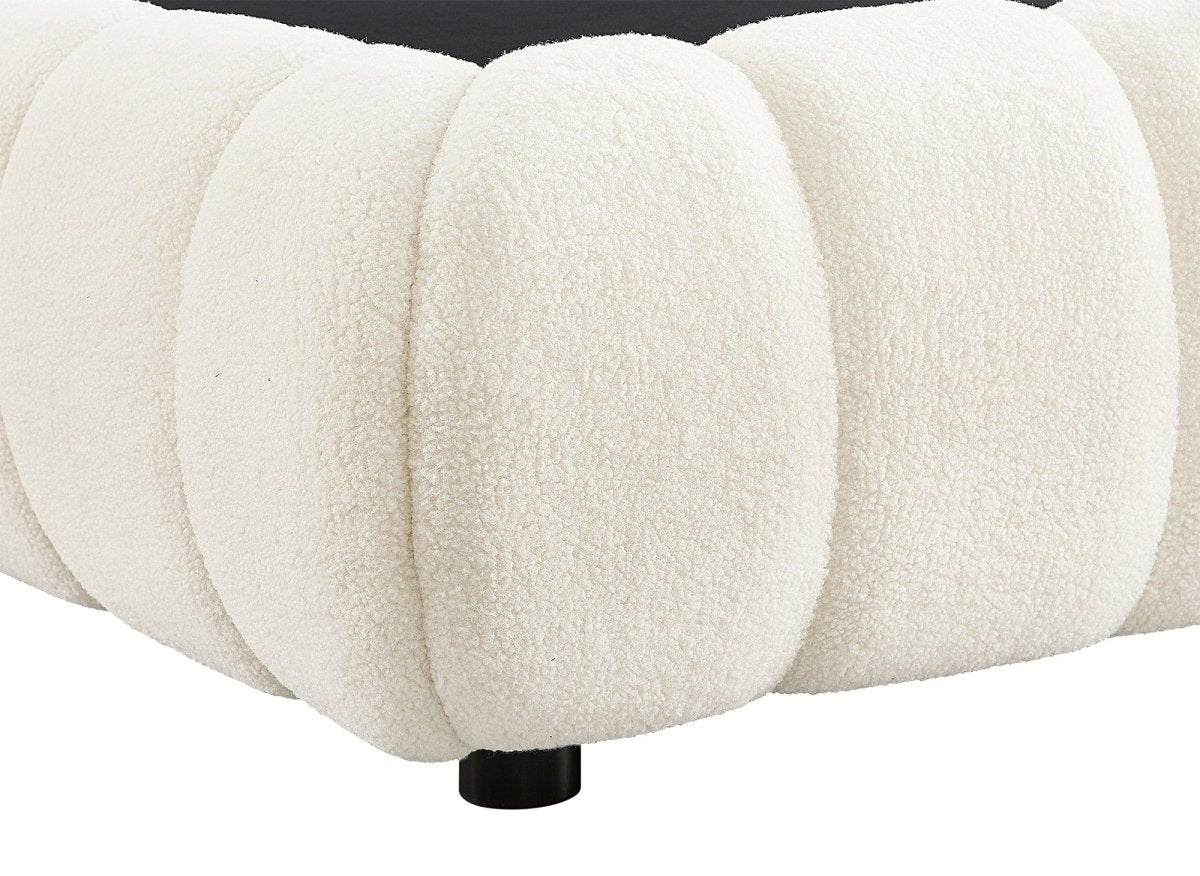 Lit coffre en tissu bouclette écru 140x190 cm YOURI - DécoInParis