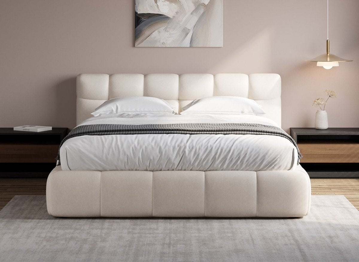 Lit double en velours beige 140x190 cm GEORGINA - DécoInParis