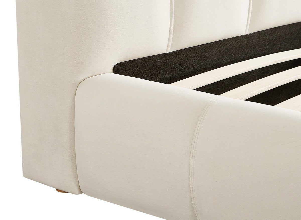 Lit double en velours beige 160x200 cm GEORGINA - DécoInParis