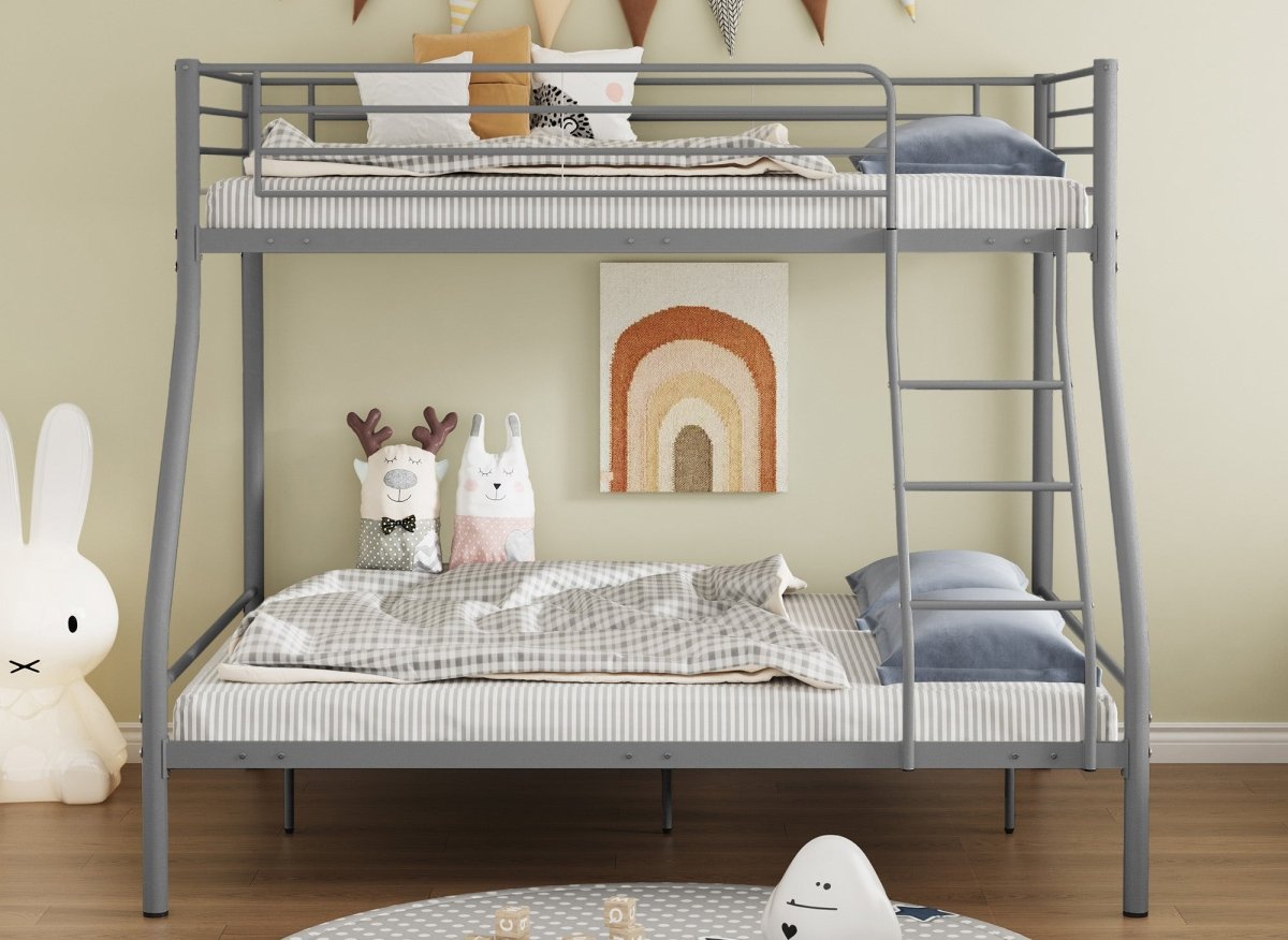 Lit superposé 3 places en métal gris 90 x 190 cm et 140 x 190 cm TRINITY - DécoInParis