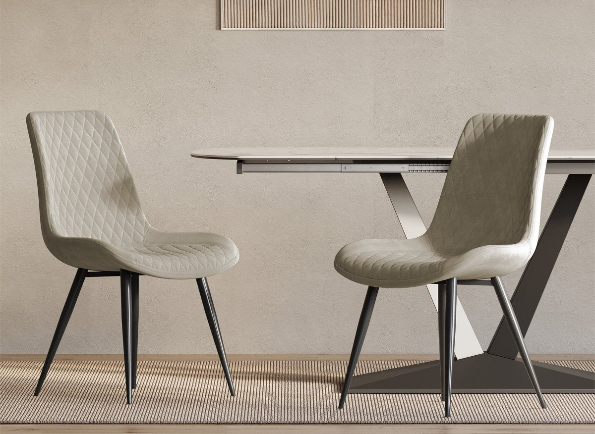 Lot de 2 chaises design en velours beige YOLA - DécoInParis