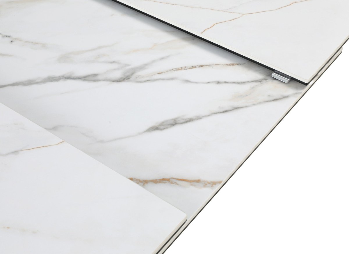 Table à manger extensible en métal beige plateau céramique blanc DUBAI - DécoInParis