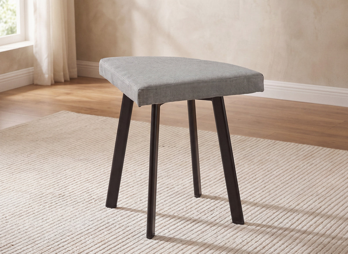 Ensemble table à manger en bois gris clair avec 4 tabourets gris IRINA