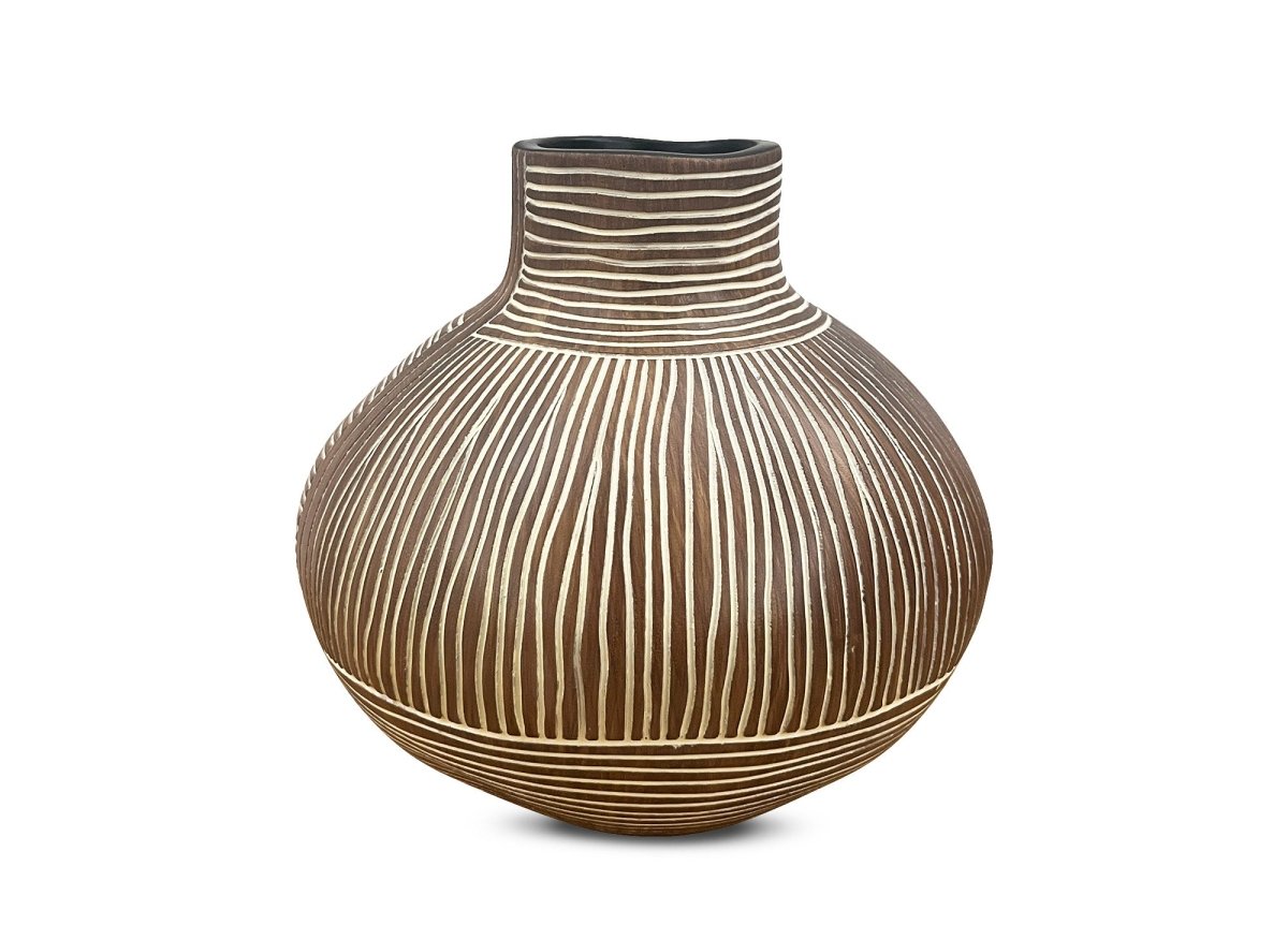 Vase ethnique en polyrésine bois et blanc H21 cm AKIRA - DécoInParis