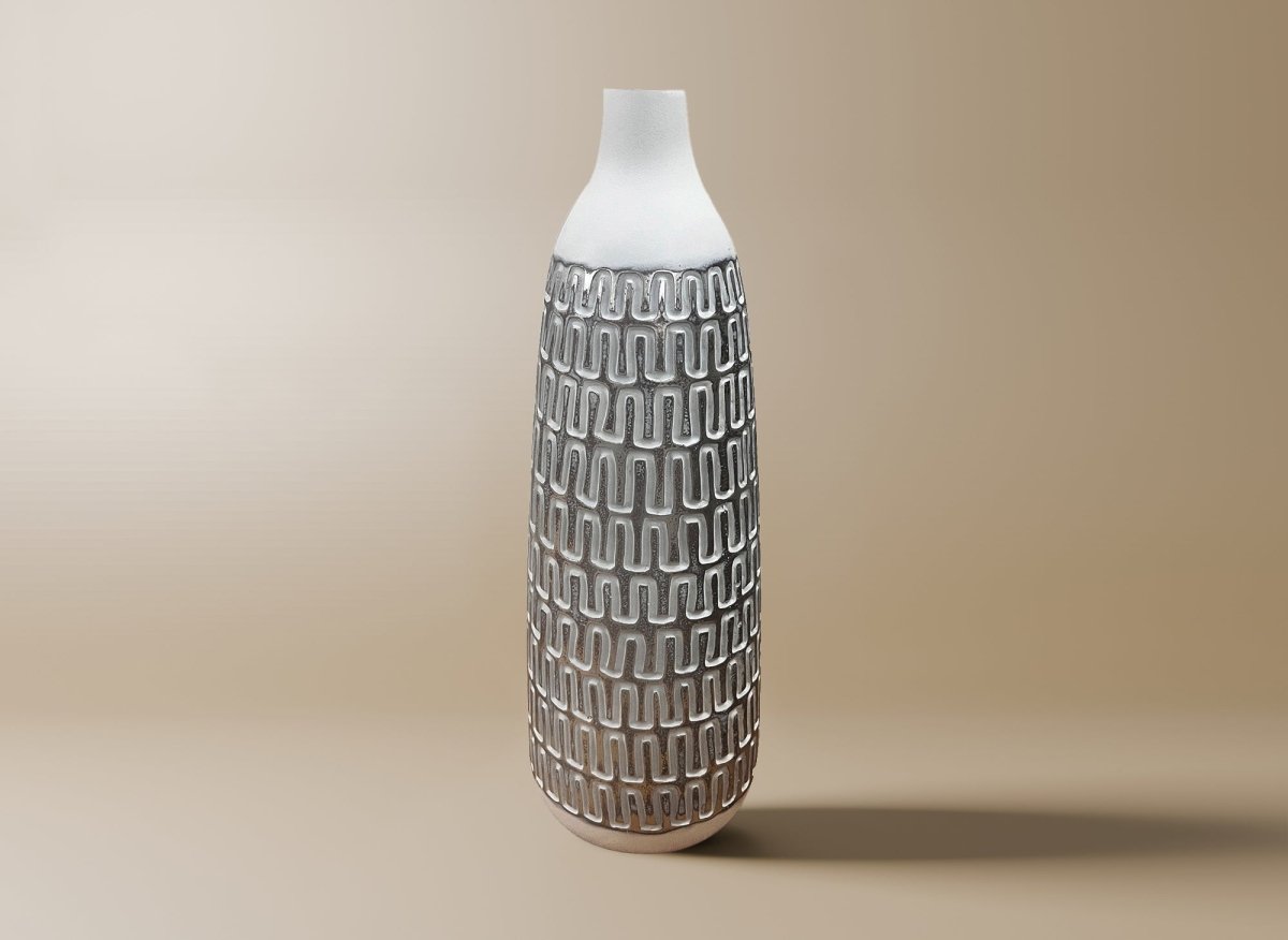Vase XL en polyrésine blanc et argent H40 cm ALAIA - DécoInParis