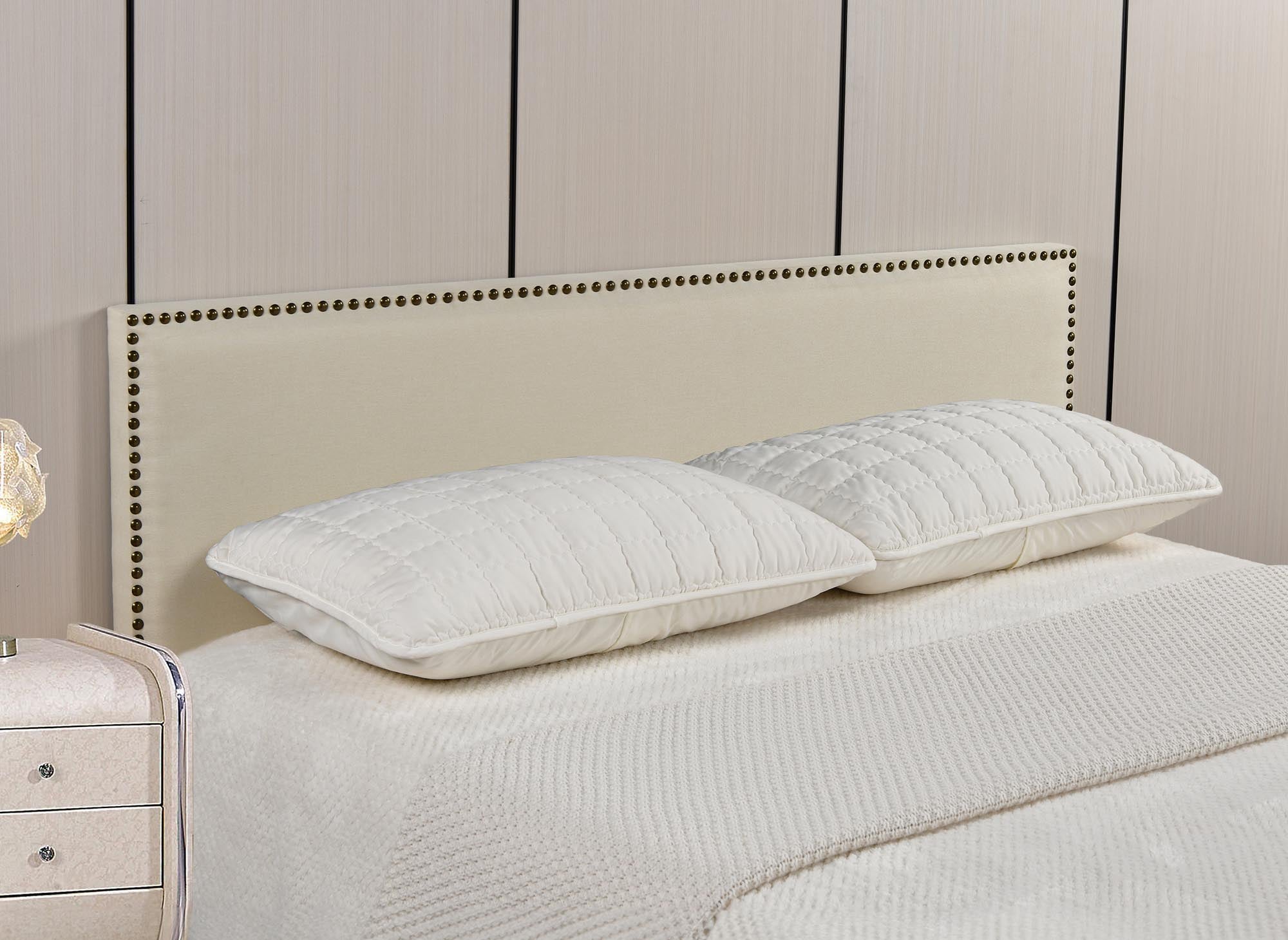 Tête de lit cloutée en tissu lin beige 160 cm LINDA