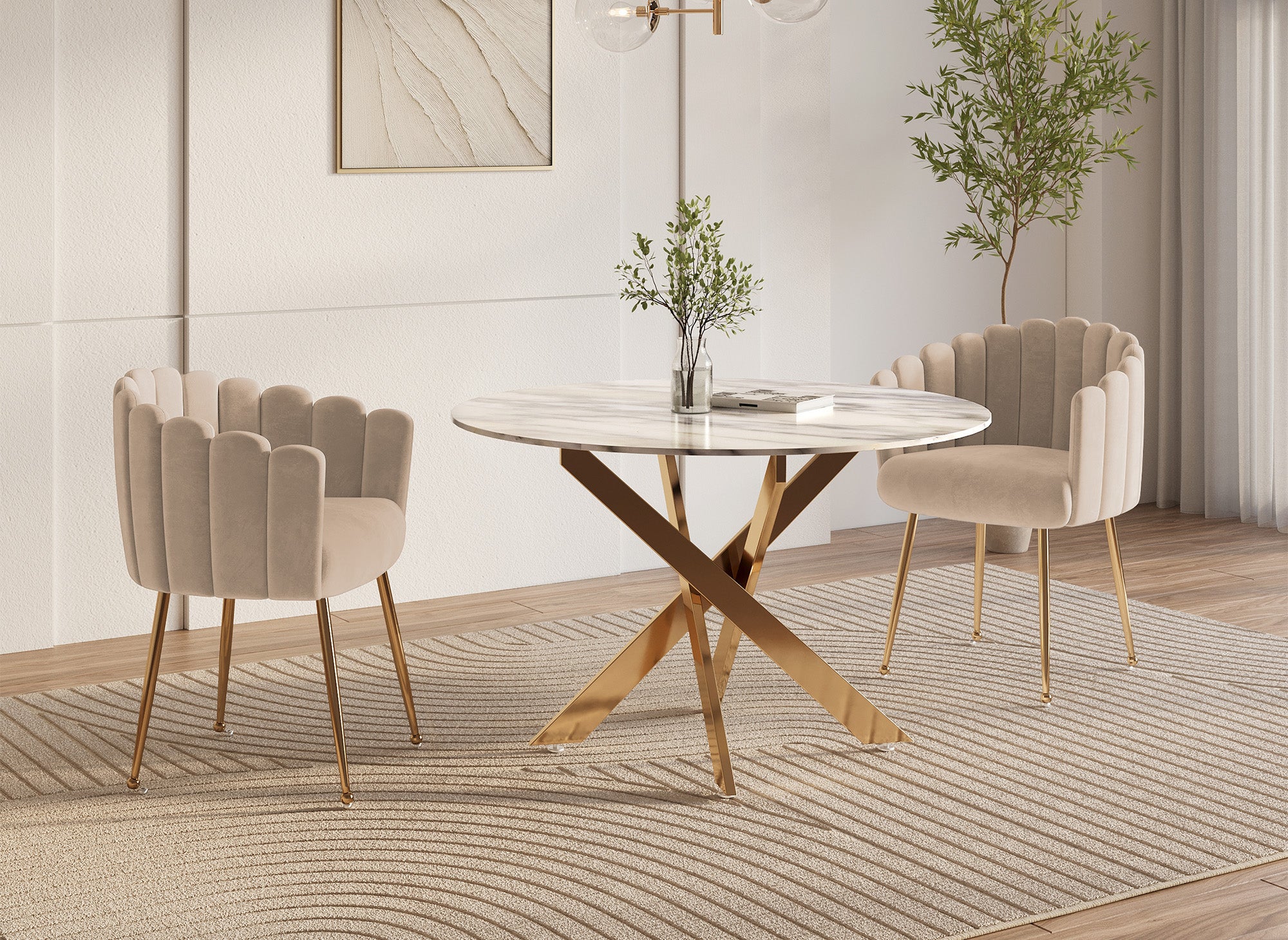Chaise en velours beige pieds en métal doré HAYDEN