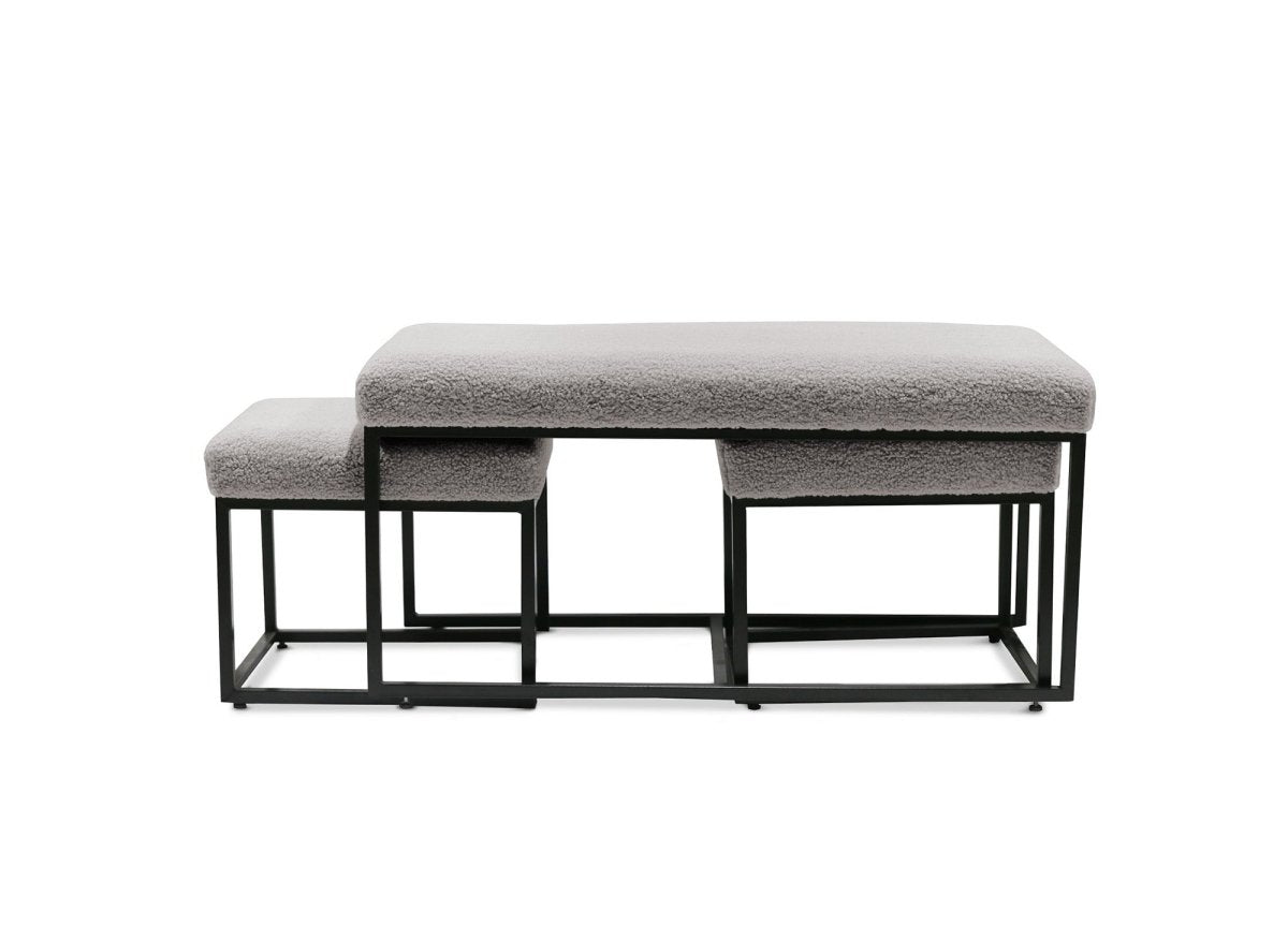 Banquette avec poufs en tissu bouclette gris et pieds en métal noir BECKIE - DécoInParis