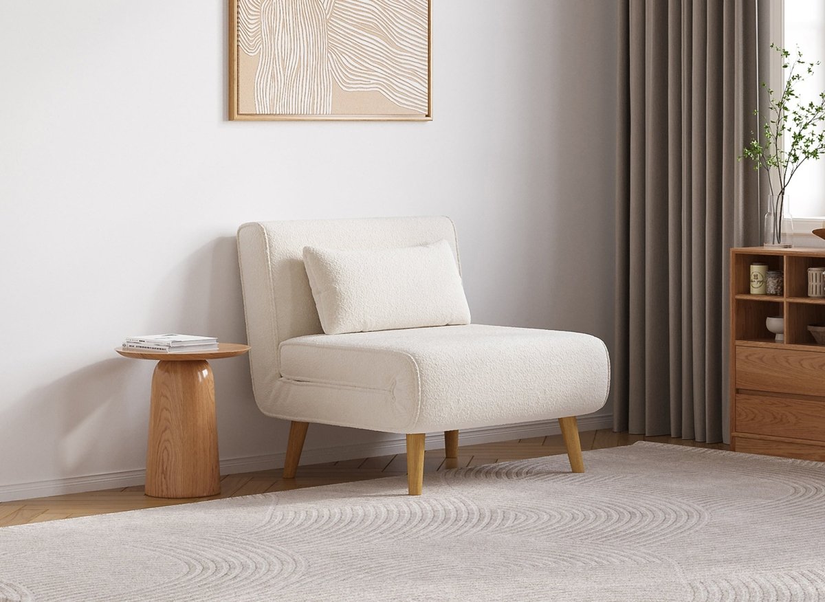 Fauteuil convertible en tissu effet peau de mouton blanc écru TONKA - DécoInParis