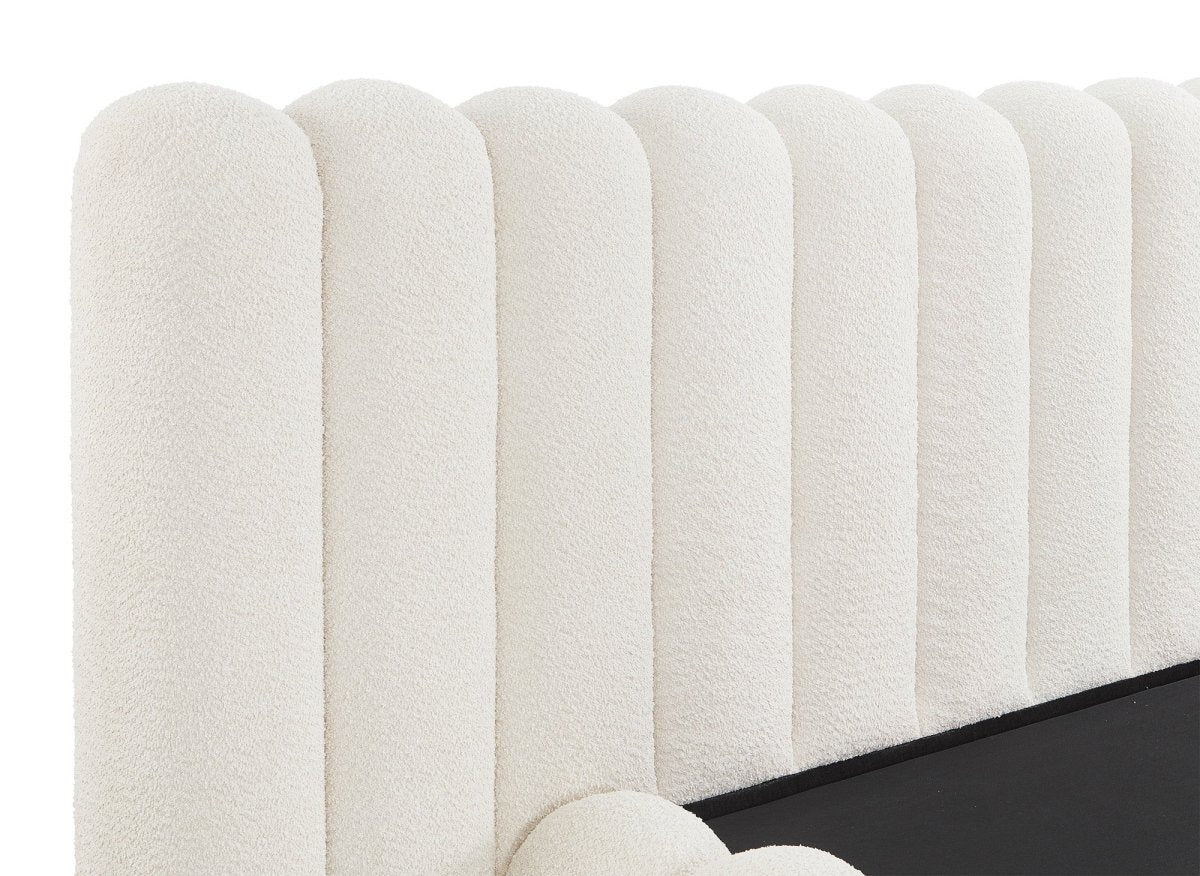 Lit coffre en tissu bouclette beige 160x200 cm GRETA - DécoInParis