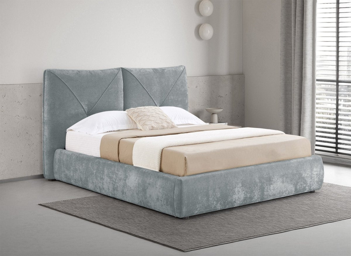 Lit coffre en tissu bouclette doux gris 140x190 cm NOAH - DécoInParis