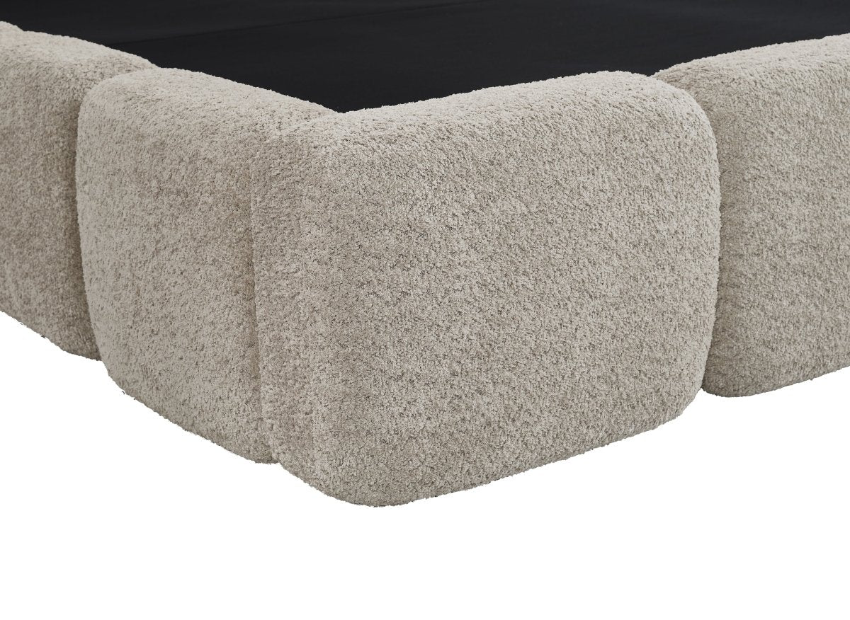 Lit coffre tissu bouclette taupe 180x200 cm BUBBLE - DécoInParis