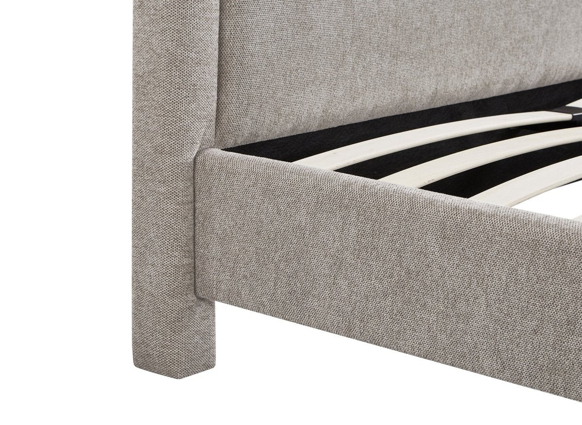 Lit double en tissu doux taupe 140 x190 cm ANELA - DécoInParis