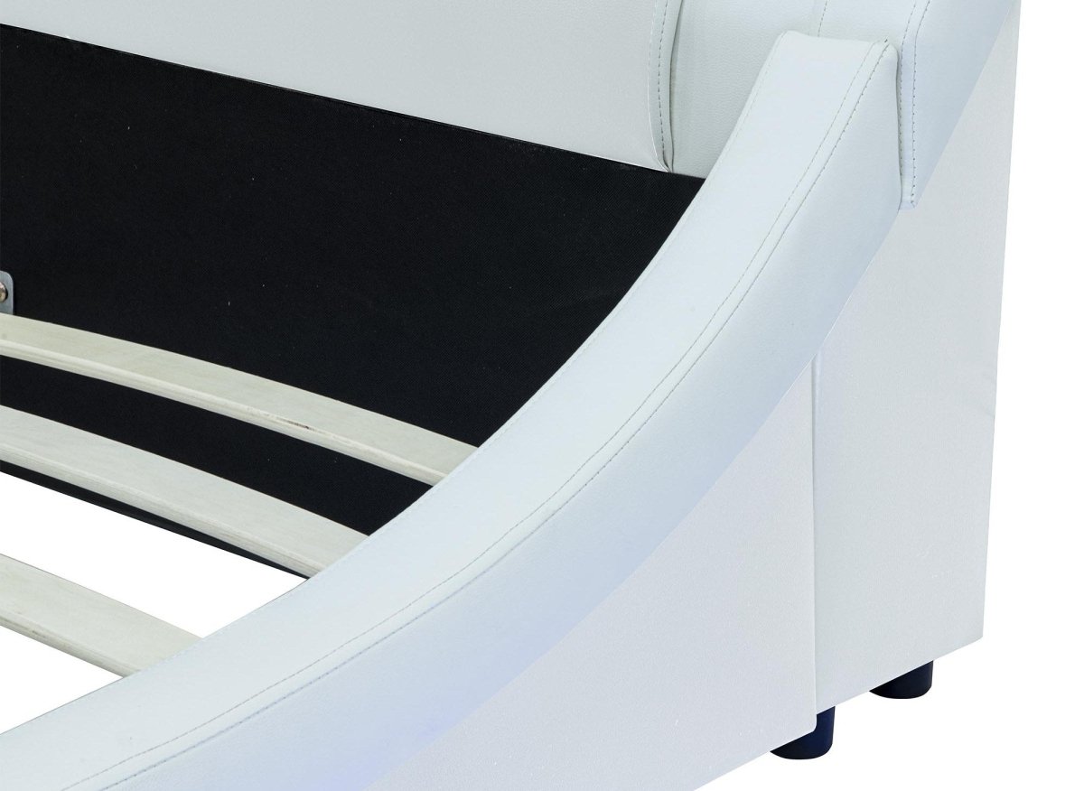 Lit en simili cuir blanc avec LED 140x190 cm ZEDA - DécoInParis