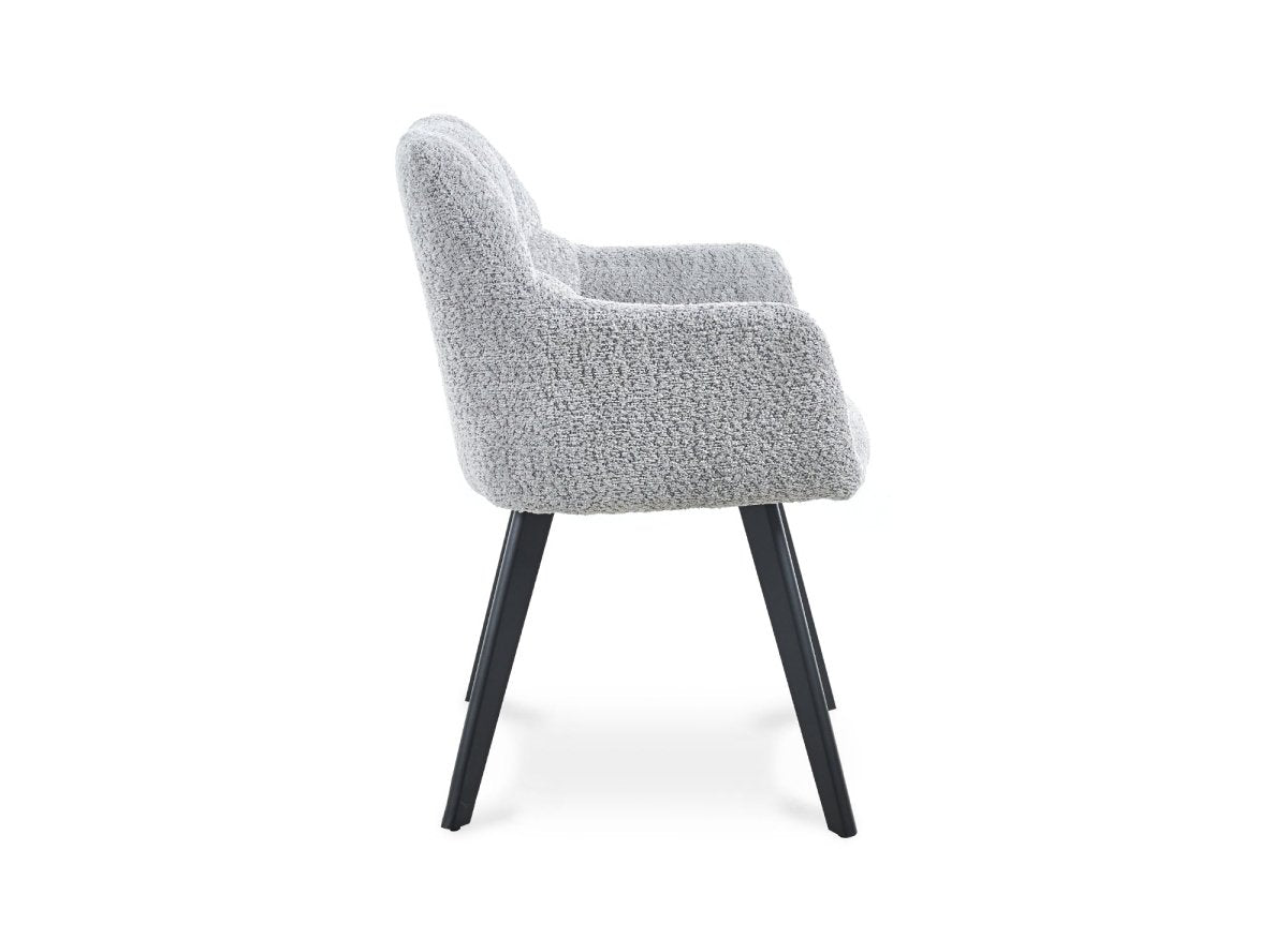 Lot de 2 chaises avec accoudoirs effet peau de mouton gris clair ESPERA - DécoInParis