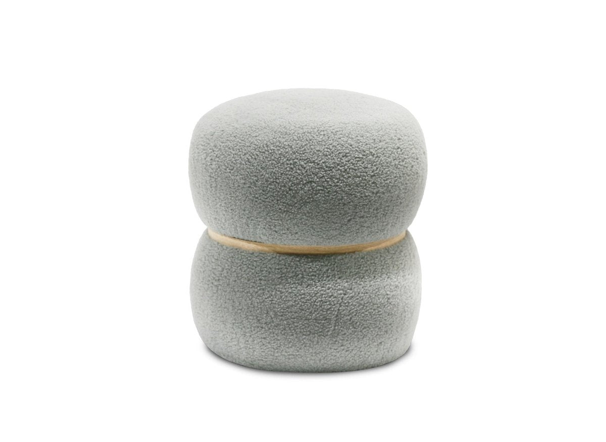 Pouf design en tissu effet peau de mouton gris NESSY - DécoInParis