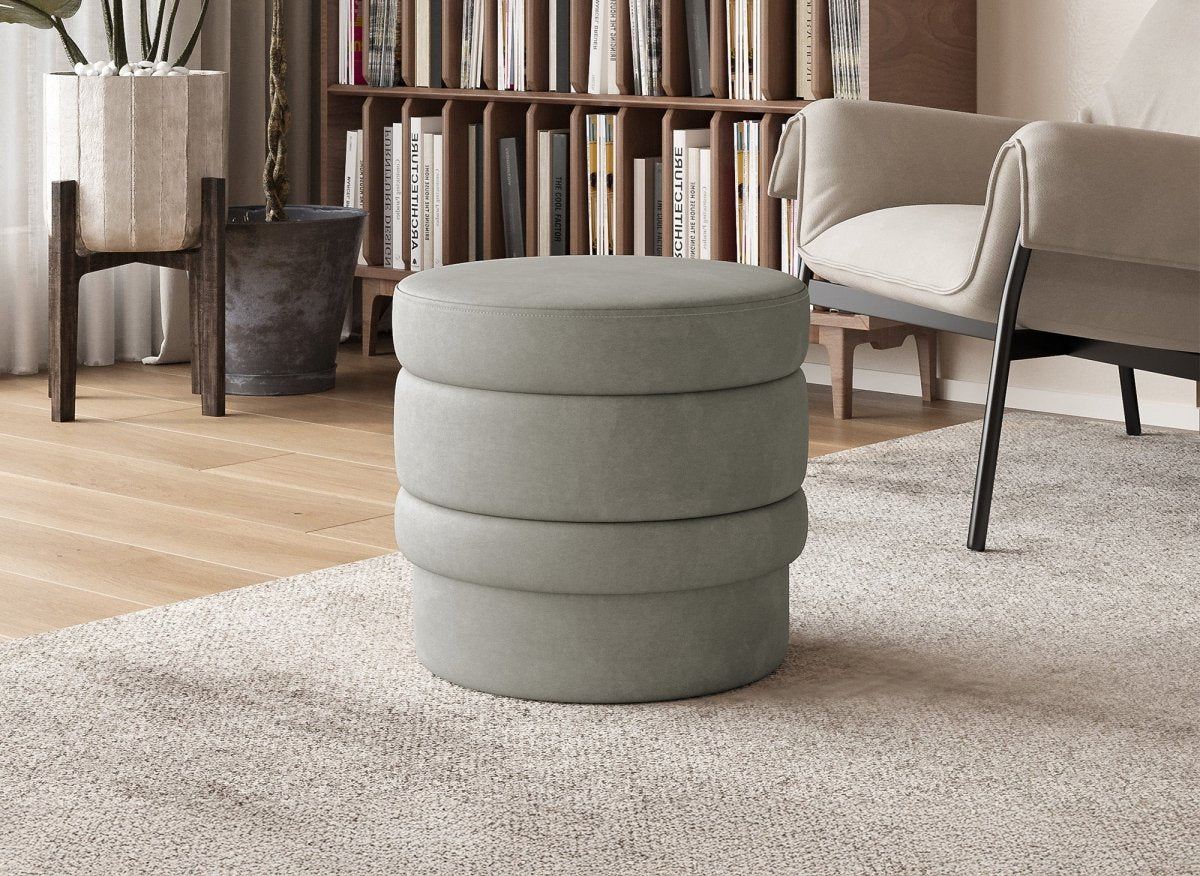 Pouf design en velours gris VELVET - DécoInParis